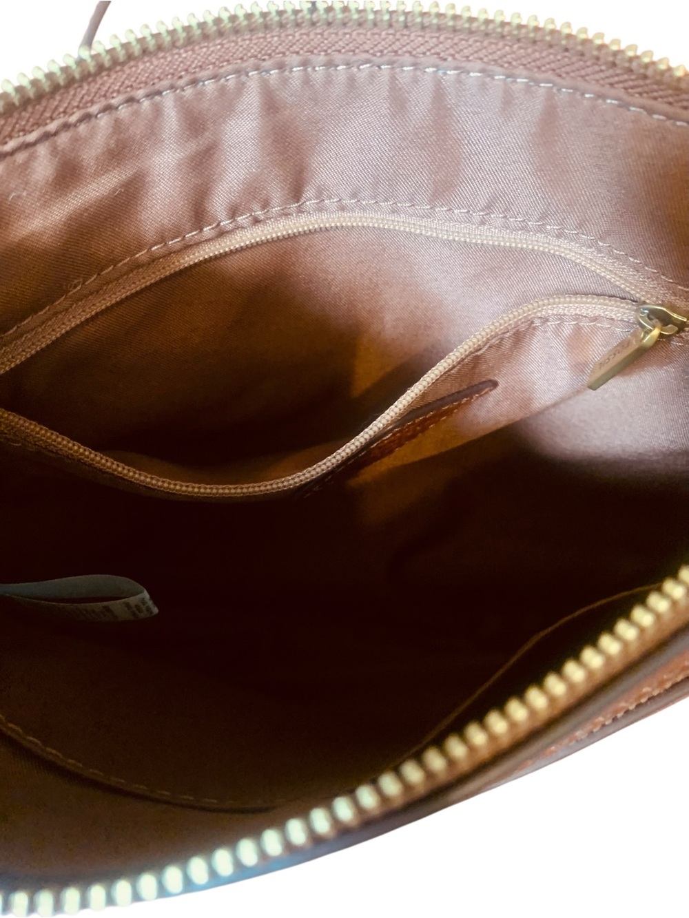 FOSSIL "Fiona" Small Brown Crossbody Purse w/ Key Charm - Picture 7 of 10